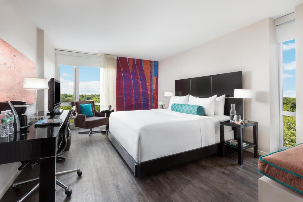 Hotel Indigo Boston - Newton Riverside Rum bild