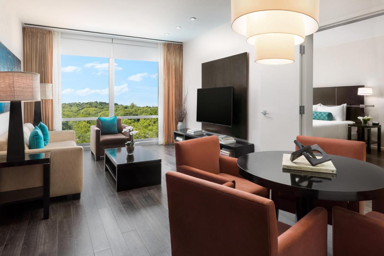 Hotel Indigo Boston - Newton Riverside Rum bild